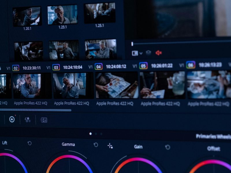 pexels-ron-lach-8100065